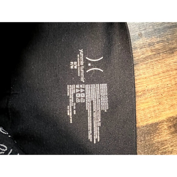 Bundle of two Yummie Tummie Shaping Shortie S/M - Picture 9 of 11